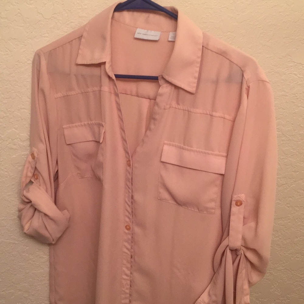 NEW YORK & COMPANY PEACH BLOUSE